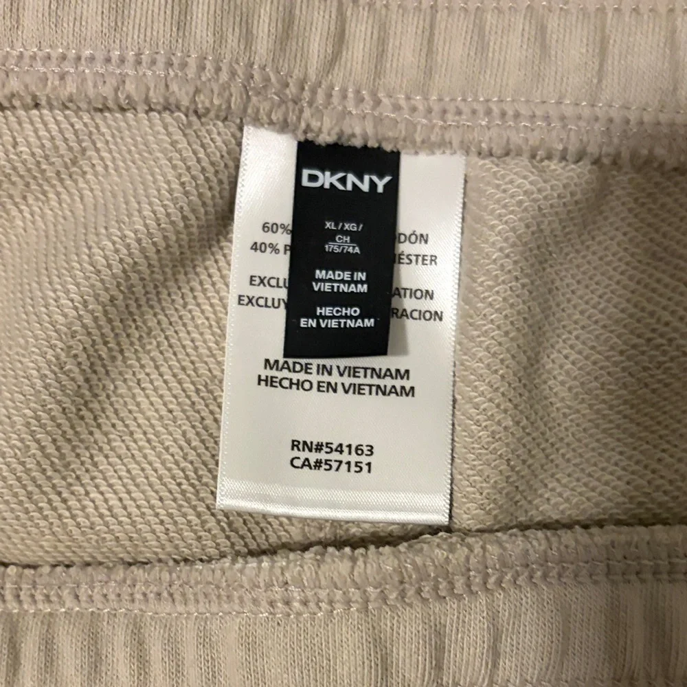 DKNY Women's Beige Cargo Shorts
